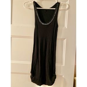 Express black, extra long, beaded tank